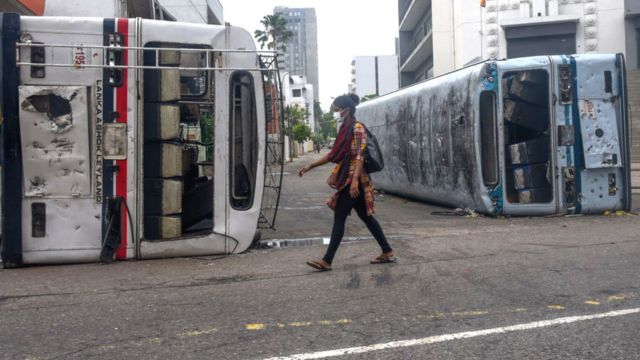 இலங்கை நெருக்கடி