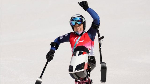 北京冬季パラ スキー女子の村岡 2日連続の金メダル スーパー大回転 cニュース