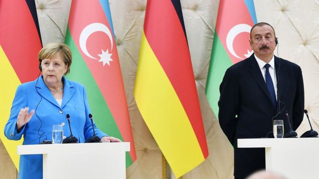 Angela Merkel və İlham Əliyev