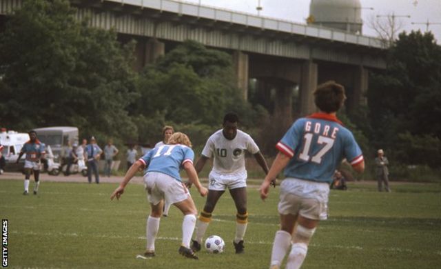 George Best of the LA Aztecs in action during the NASL League match News  Photo - Getty Images