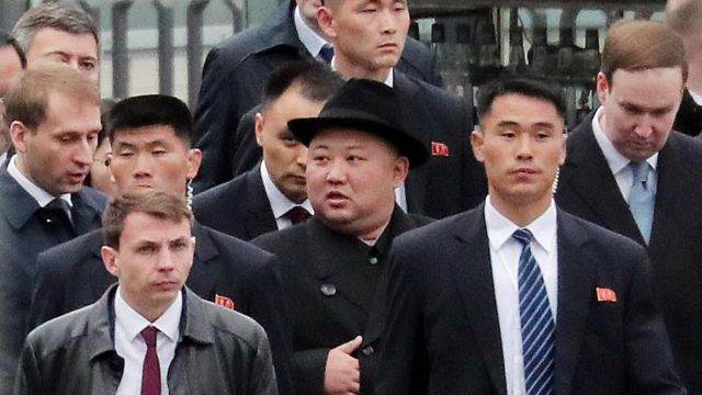 (캡션) 블라디보스토크 도착한 김정은 위원장