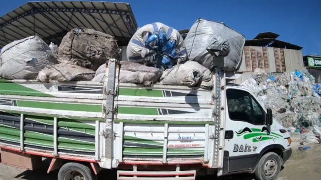 Bugüne kadar Türkiye'ye gönderilen bazı plastikler İngiltere'de geri dönüştürülebilir