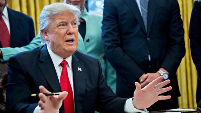 Le décret de Donald Trump a suscité une vaste polémique aux Etats-Unis et à l'étranger