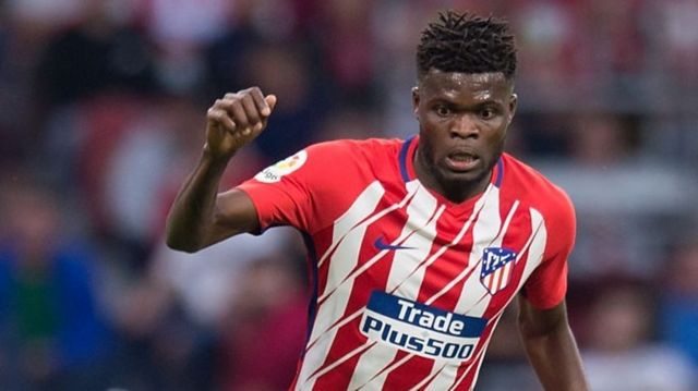 Washika bunduki wameongeza juhudi za kumuwinda kiungo wa Atletico Madrid, Thomas Partey lakini hawako tayari kufikia dau