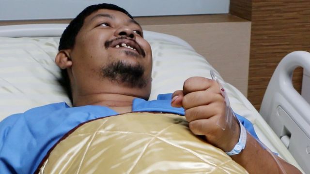 病院で回復中のアッタポルン・ブーンマクチュアイさん(26日)