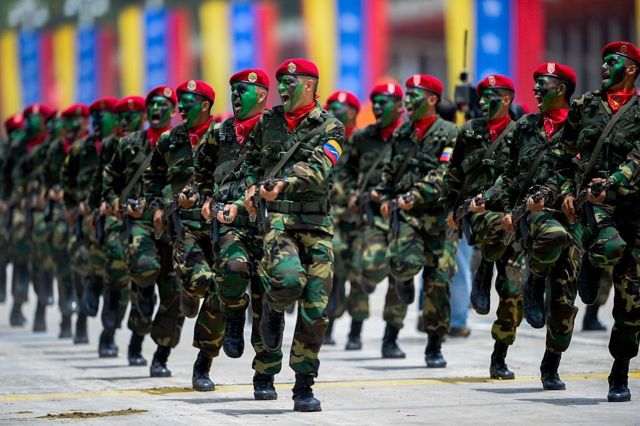 Soldados de Venezuela en un desfile