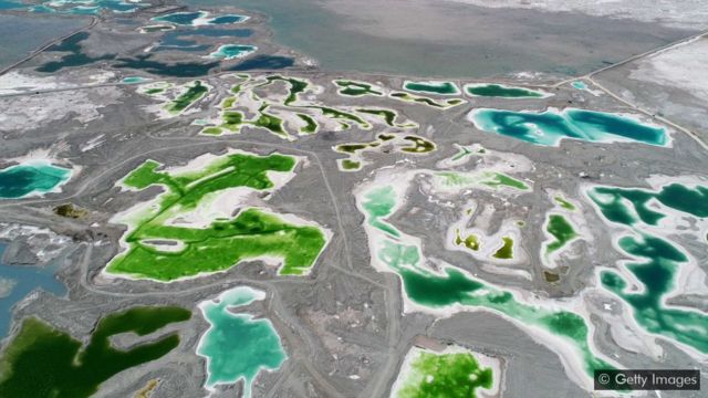 Lago Esmeralda da China, na província de Qinghai