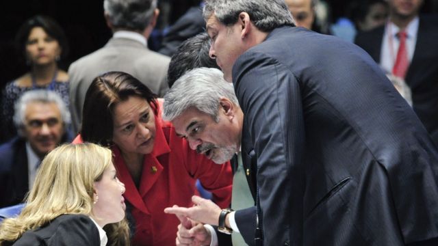 Cinco Destaques Do Primeiro Dia De Julgamento De Dilma No Senado Bbc News Brasil 6190