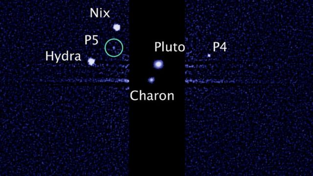 Platón y sus cinco lunas, imagen del telescopio Hubble.