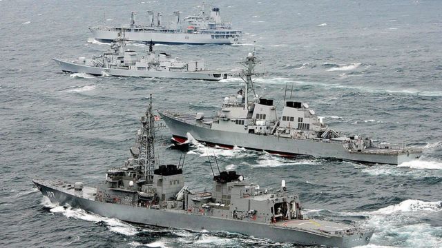 Navios do Japão, Estados Unidos e Índia participam de exercício militar conjunto no Pacífico