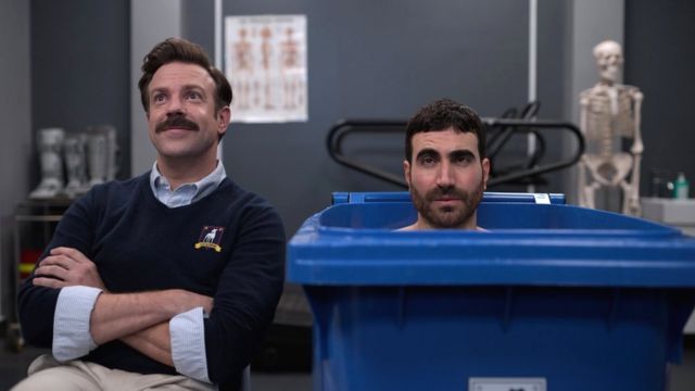 Jason Sudeikis and Brett Goldstein in Ted Lasso