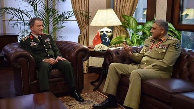 Dönemin Genelkurmay Başkanı Hulusi Akar, 2017'de Pakistan'ı ziyaret etmişti