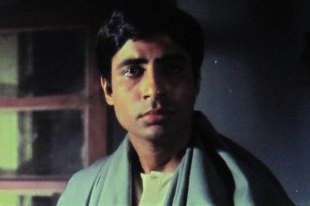 अमिताभ बच्चन की 1971 में रिलीज़ हुई फ़िल्म आनंद का एक दृश्य