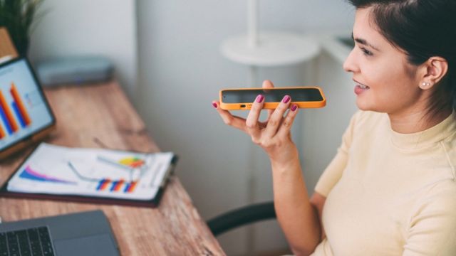 சம்பந்தப்பட்ட இரு நபர்களுக்குமே கால் ரெக்கார்ட் ஆவது தெரியவேண்டும். அப்படித் தெரிந்திருந்தால் மட்டுமே அந்த ரெக்கார்டிங் தனியுரிமை பாதுகாப்பு கொண்டது