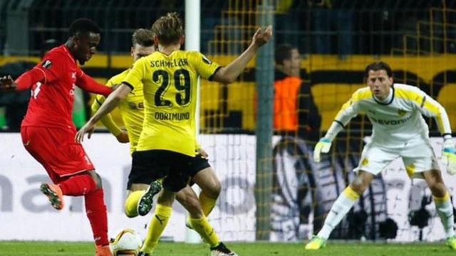 Dovock Origi abangamiye abakinyi b'inyuma ba Borussia Dortmund