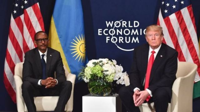 Perezida Kagame na Perezida Trump igihe bahuriraga mu Busuwisi.