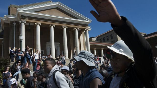 Des troubles continuent de frapper les campus suite à une proposition du gouvernement d'augmenter les frais de scolarité jusqu'à huit pour cent l'an prochain