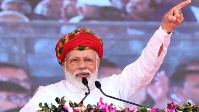 Mr Modi ayaa hadalkaas jeediyay isagoo meel fagaare ah ka hadlayay