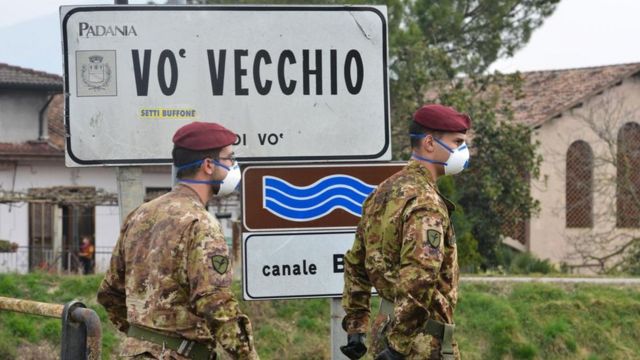 當意大利Vò村確認第一例新冠病例後，測試就推廣到整個村莊。
