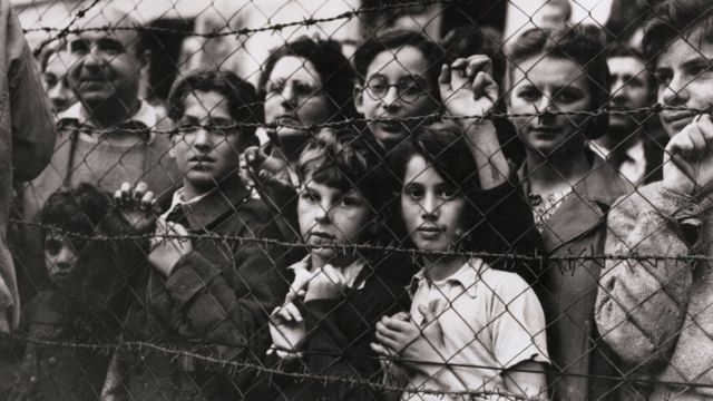 Holocausto: los 90 minutos en los que los nazis decidieron la "solución final a la cuestión judía" - BBC News Mundo