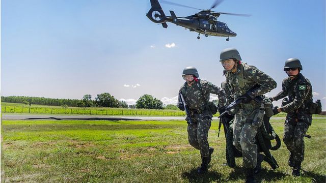 Tropas do Exército Brasileiro se preparam para exercício conjunto com EUA -  Dialogo Americas