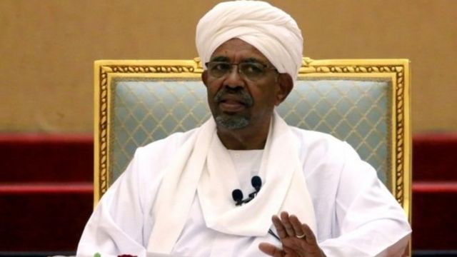 Omar al-Bashir bụ onye ndị uweojii nyere ọsọ n'ọkwa ọchịchị ya n'ihi ọgbaghara na Sudan
