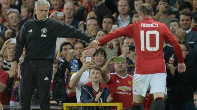 Rooney ba ya jin dadin rashin sanya shi a wasa