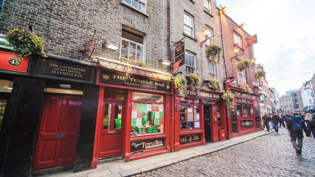 Zona de pubs en Dublín, República de Irlanda