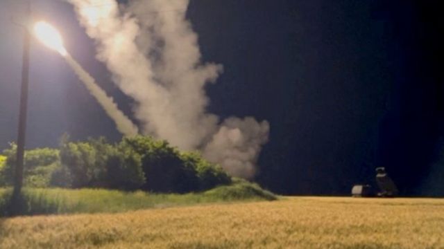 乌克兰使用海玛斯高精度火箭打击俄军的关键目标获得了很大成功(photo:BBC)