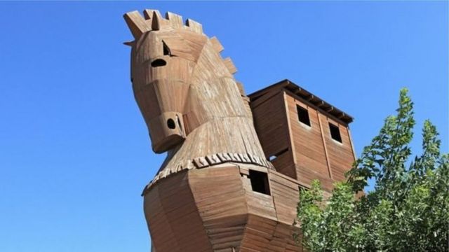 Троянський кінь