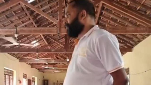 இலங்கை தற்கொலை