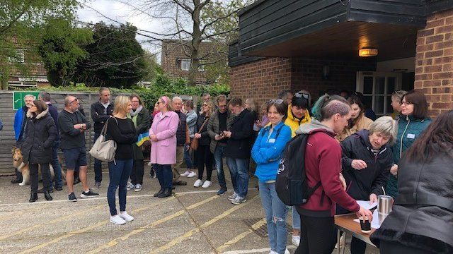 Crowds gathered at Hartley Country Club