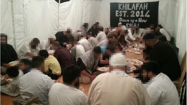 Шатер в Лутоне, в котором исламисты собирались, чтобы обсудить и отпраздновать известия о терактах