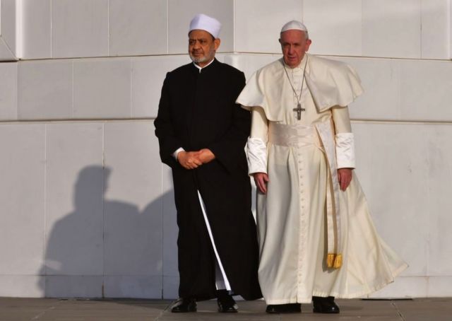 البابا فرنسيس والإمام أحمد الطيب في الإمارات عام 2019