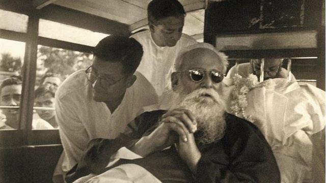 শেষবারের মত শান্তিনিকেতন ছেড়ে যাচ্ছেন রবীন্দ্রনাথ ঠাকুর