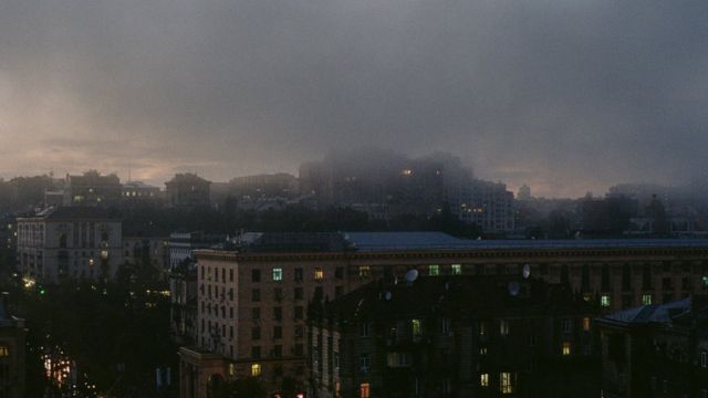 місто в тумані