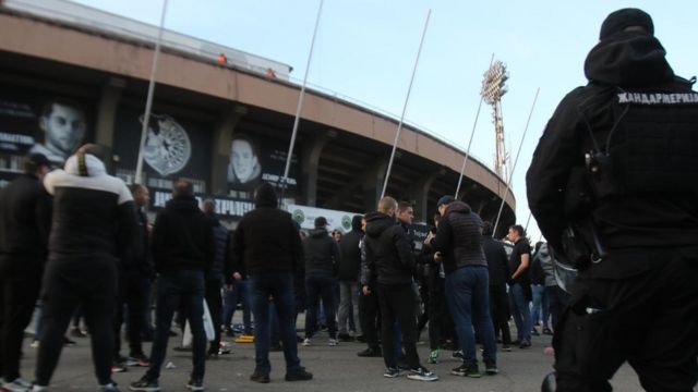 Crvena zvezda i Partizan: Dugovanja najvećih sportskih klubova u Srbiji,  hoće li država reagovati - BBC News na srpskom