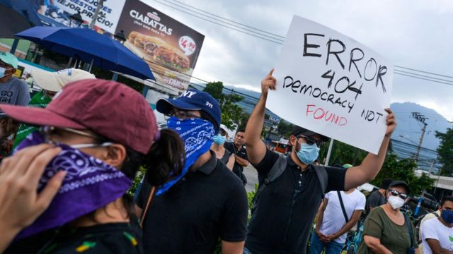 Protests this Sunday in El Salvador.