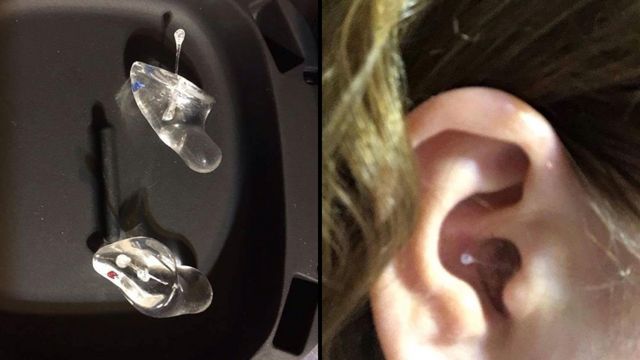 Foto compuesta de audífonos en una bandeja y un audífono en el oído de una mujer