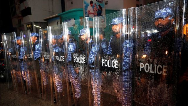 மாலத் தீவில் 'அவசர நிலை': இந்தியர்களுக்கு அறிவுரை