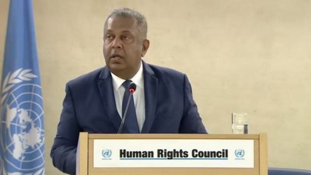 අමාත්ය මංගල සමරවීර
