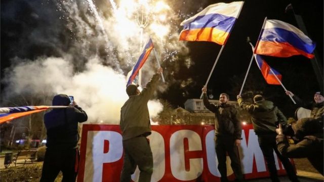 Prorrusos celebran en Donetsk