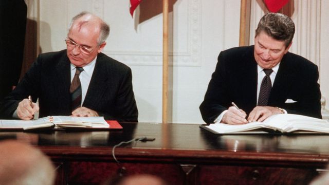 Gorbachov e Reagan