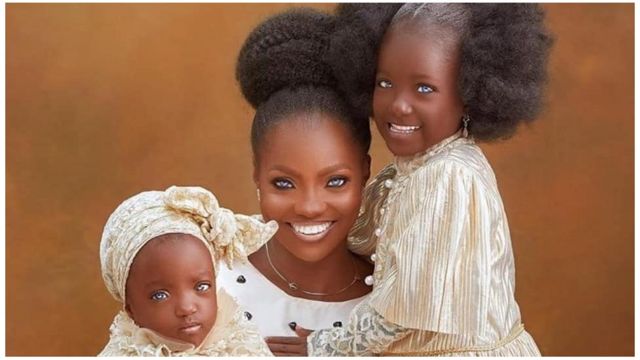Risikat blue eyes: Eye color of Ilorin based Risikat Moromoke Azeez and her two kids dey totori many - BBC News Pidgin