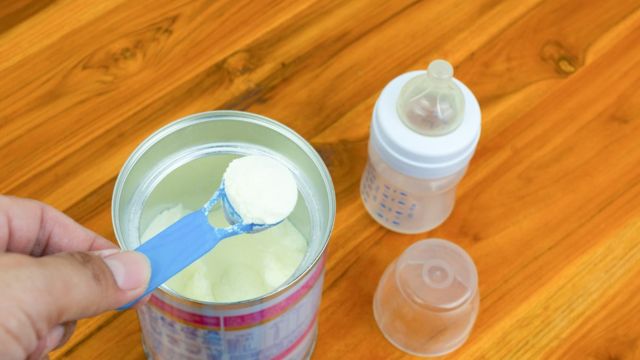 comprador carbohidrato Vigilante Por qué hay una preocupante escasez de leche de fórmula para bebés en  EE.UU. - BBC News Mundo
