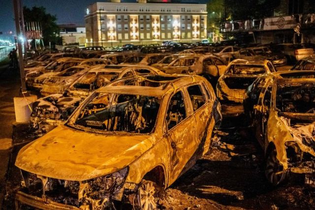 Cars were burnt by protesters in Kenosha, Wisconsin during angry clashes