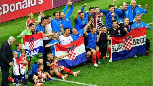 Tuyển Croatia lội ngược dòng chiến thắng ngoạn mục trước đội tuyển Anh