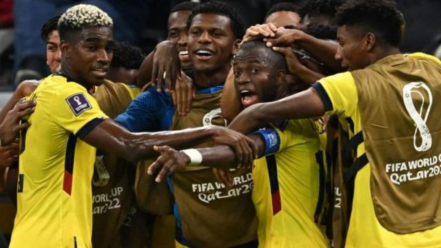 منتخب الإكوادور فاز على قطر بهدفين في مباراة الافتتاح