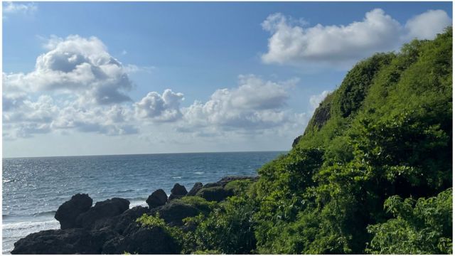 Lambai Island, an outlying island outside Pingtung County in Taiwan's southwest, is only 9 to 12 kilometers away from the sea area for the PLA military exercise.