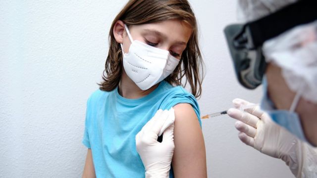 Зеленський хоче, щоб підлітки теж отримали тисячу за вакцинацію - BBC News  Україна